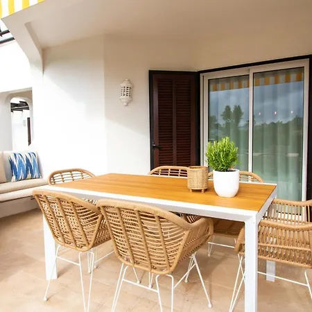 Apartament Golf House - Luxurious & Garden View & Golf & Tennis Court Albufeira