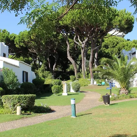Apartament Golf House - Luxurious & Garden View & Golf & Tennis Court *
