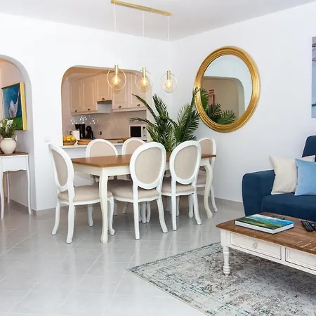 Apartament Golf House - Luxurious & Garden View & Golf & Tennis Court