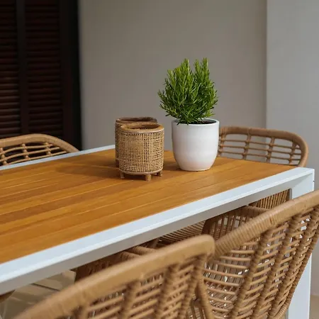 Golf House - Luxurious & Garden View & Golf & Tennis Court Апартаменты