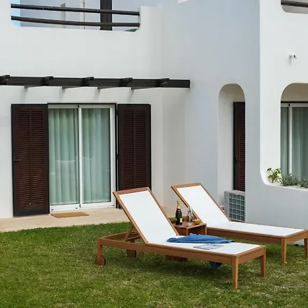 Golf House - Luxurious & Garden View & Golf & Tennis Court アルブフェイラ